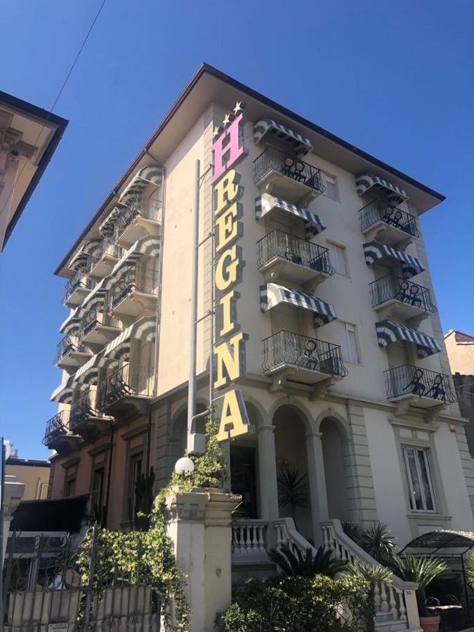 Regina 3*
